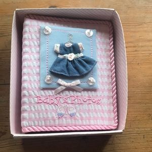 Baby Essentials: Baby’s First Photo Album